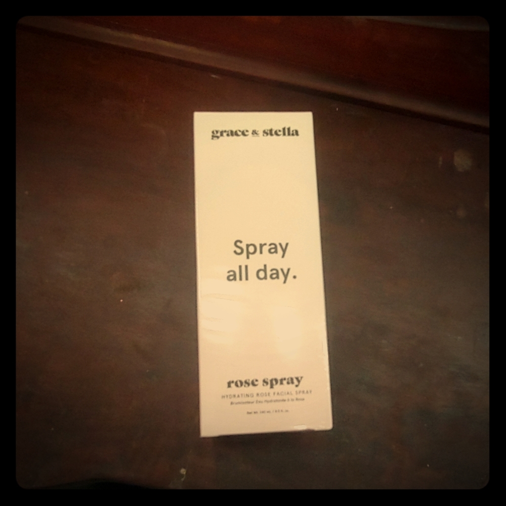 Grace & Stella. Rose Spray